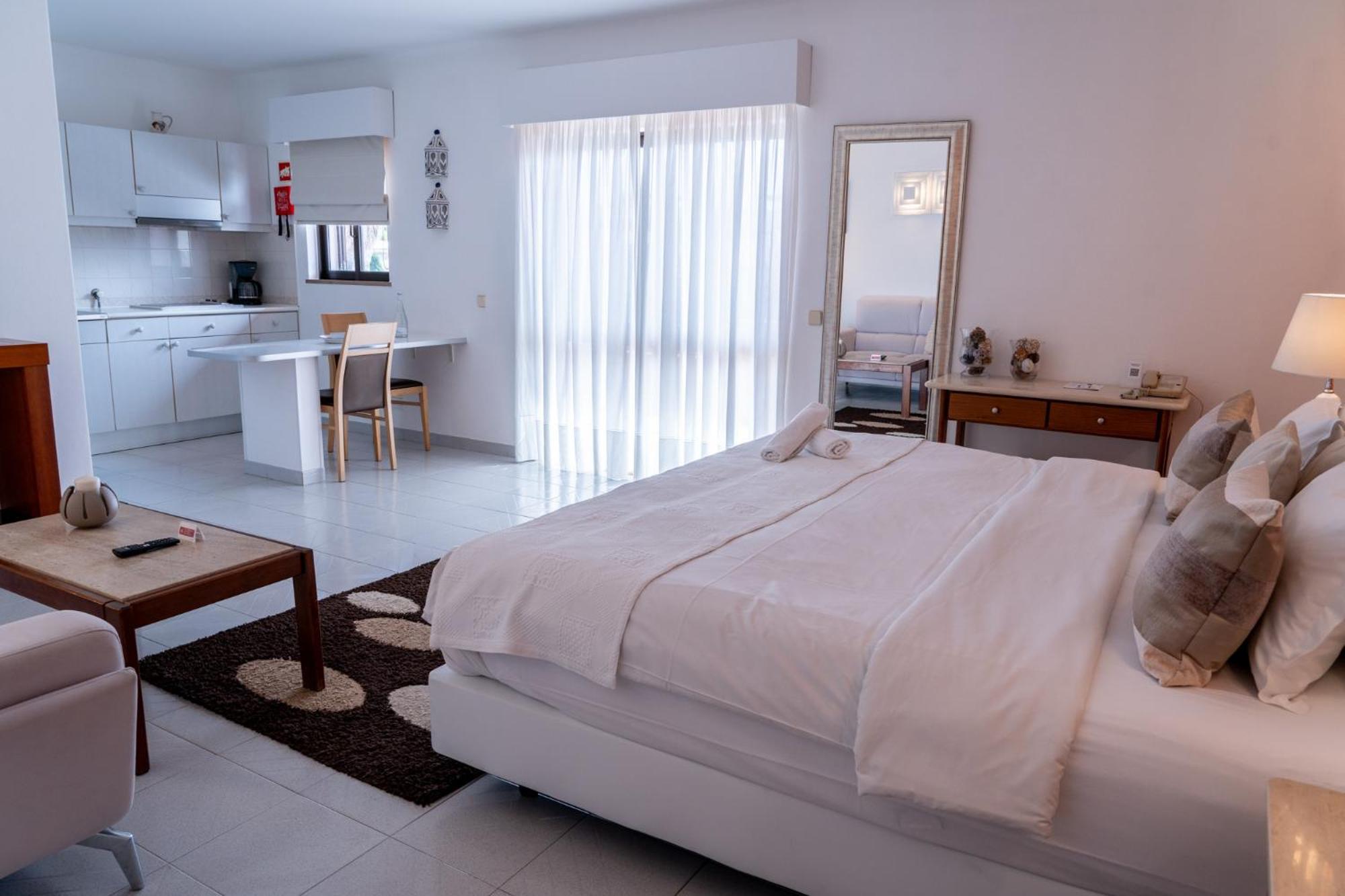 Villa Mar Azul Lagos Exterior photo